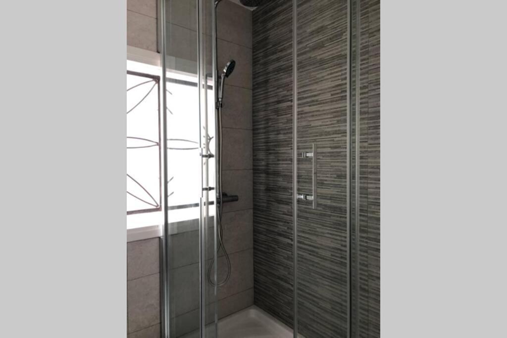 M3 Terrace. Cool Apartment 15 Min Center By Metro エスプルグエス・デ・ジョブレガット エクステリア 写真