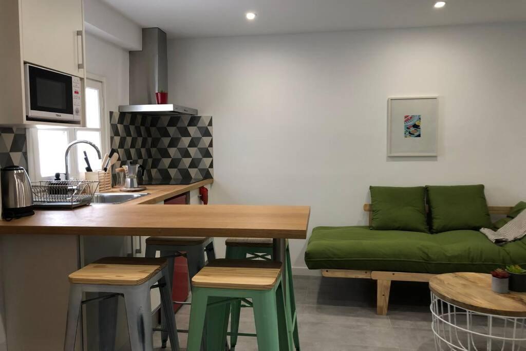 M3 Terrace. Cool Apartment 15 Min Center By Metro エスプルグエス・デ・ジョブレガット エクステリア 写真