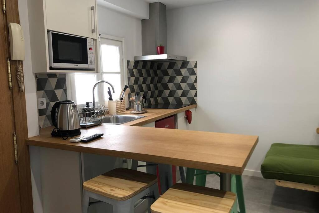 M3 Terrace. Cool Apartment 15 Min Center By Metro エスプルグエス・デ・ジョブレガット エクステリア 写真