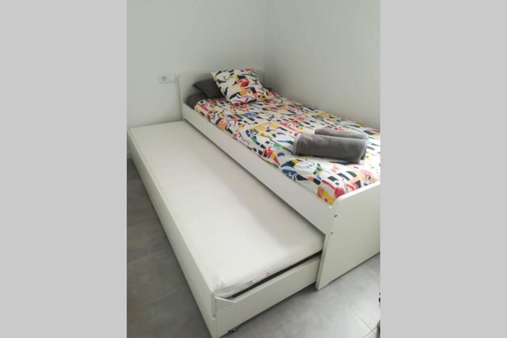 M3 Terrace. Cool Apartment 15 Min Center By Metro エスプルグエス・デ・ジョブレガット エクステリア 写真